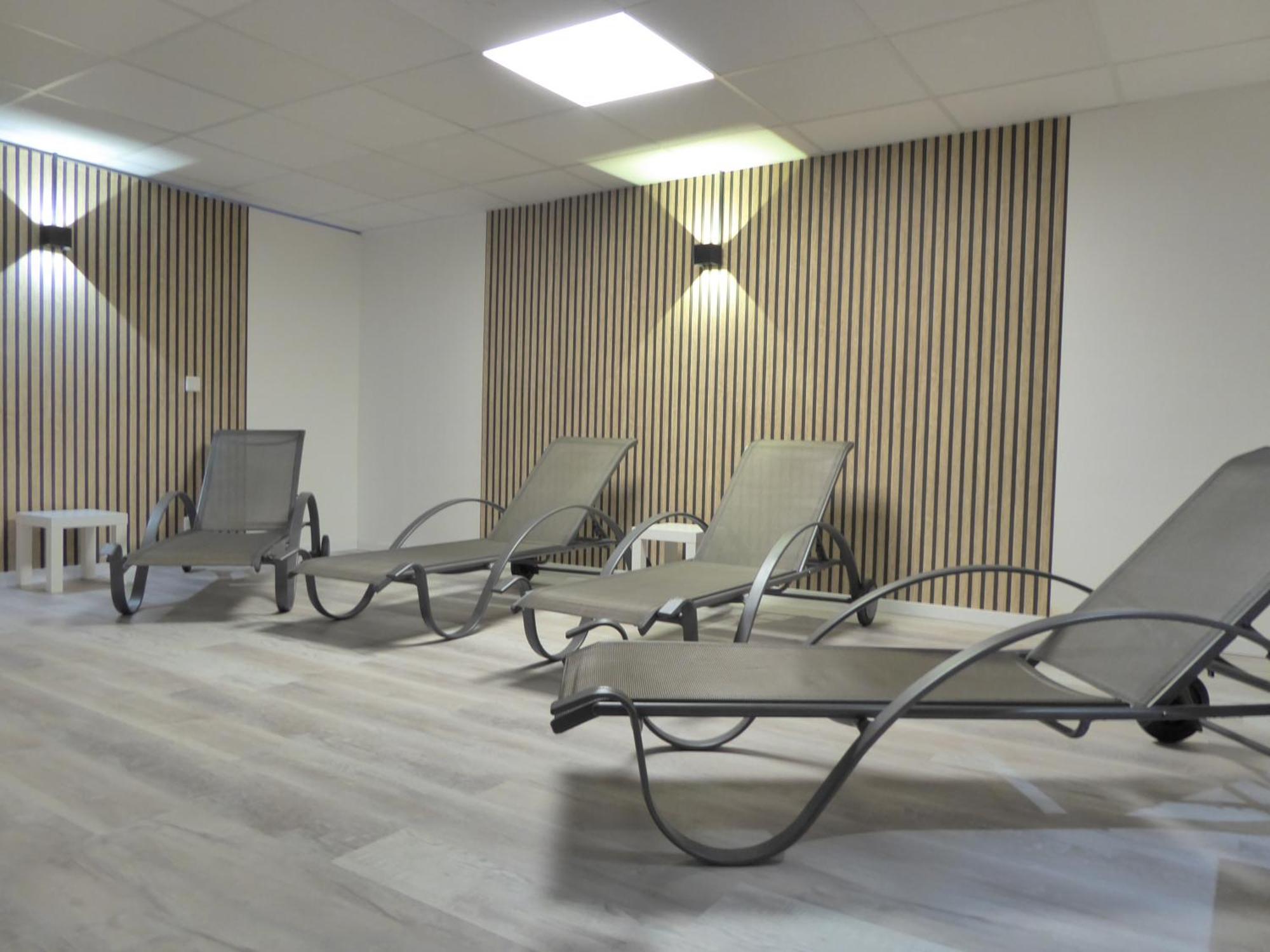 Apartment Citystar Winterberg Ferienwohnung 5 Pers Pool Sauna Ps4 Terrasse Near Bikepark Eksteriør bilde